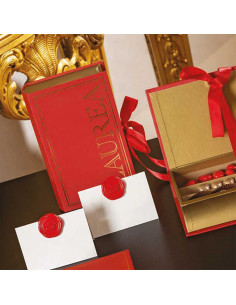 Scatolina Portaconfetti Grande Libro Laurea Rosso con Inserto Removibile 2
